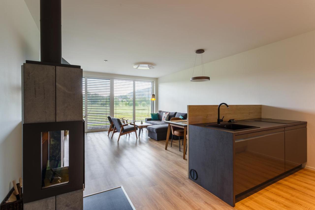 Apartman Na Golfu Celadna Luaran gambar
